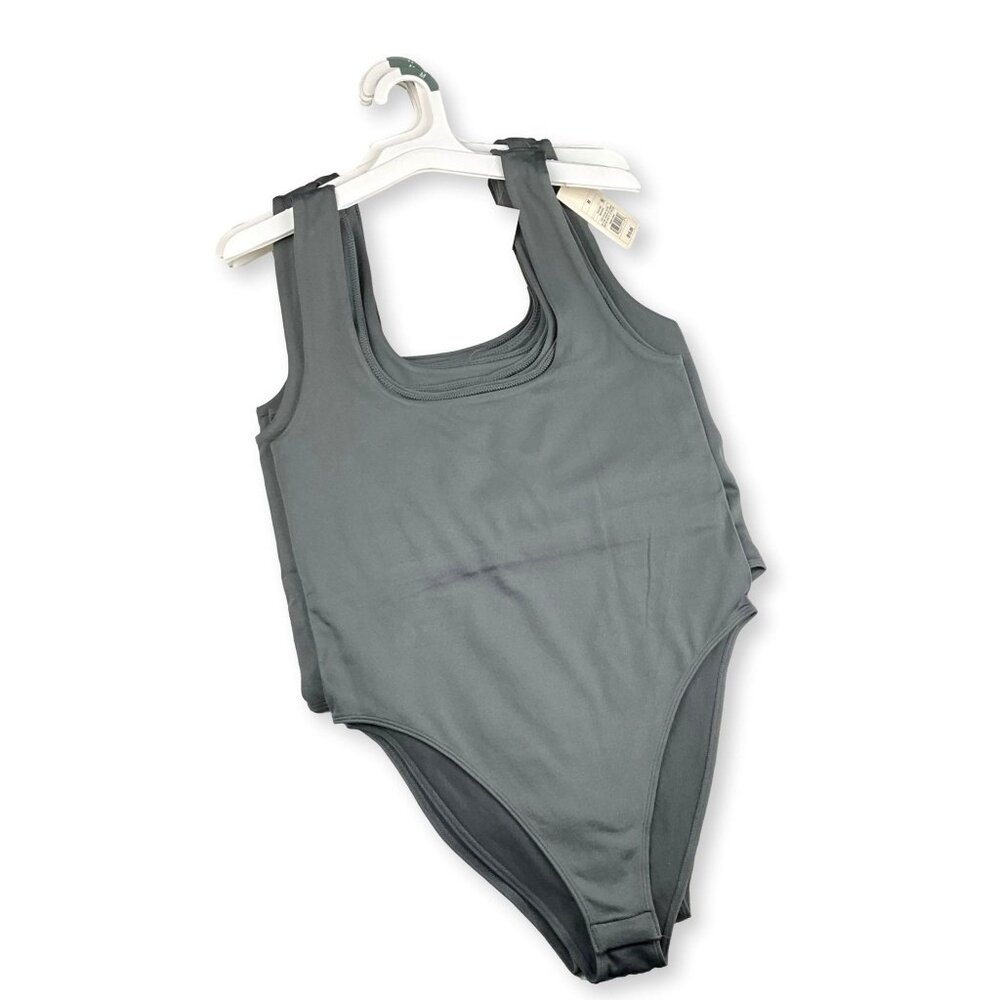 Wholesale Bundle: Women’s Basic Tank Bodysuits – Size Medium (6-Pack)